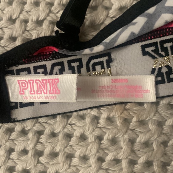 VS PINK Wear Everywhere t-shirt bra size 32B - Picture 3 of 6